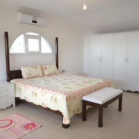 Ramee *